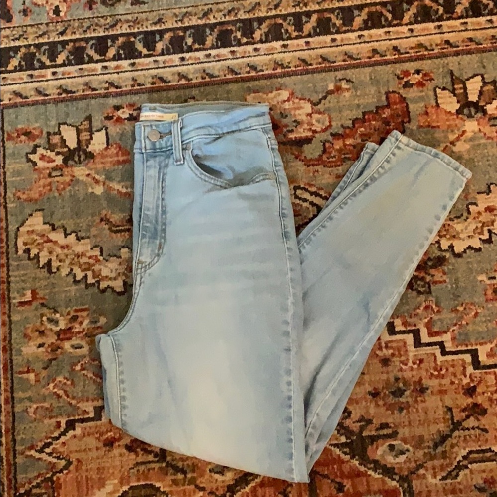 Levi High Waist Taper